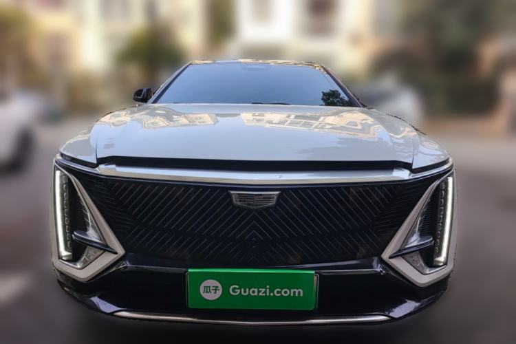 Used Cadillac LYRIQ 2022 Rear-Drive Long-Range Luxury Edition
