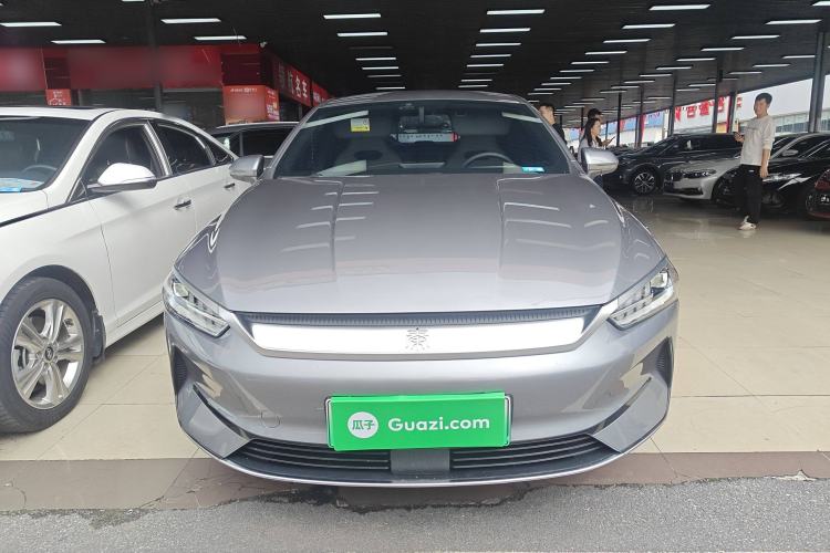 Used BYD Qin PLUS 2024 Honor Edition EV 420KM Leading Model
