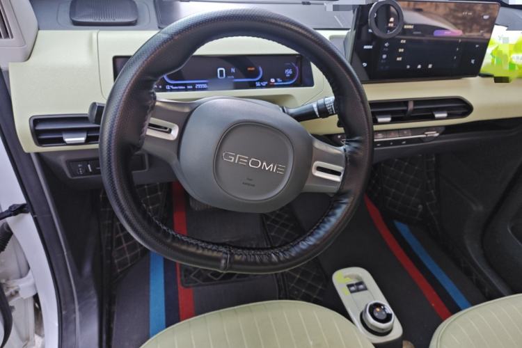 Used Geely Galaxy Panda 2023 Panda Mini New Year Edition Treasure Bear
