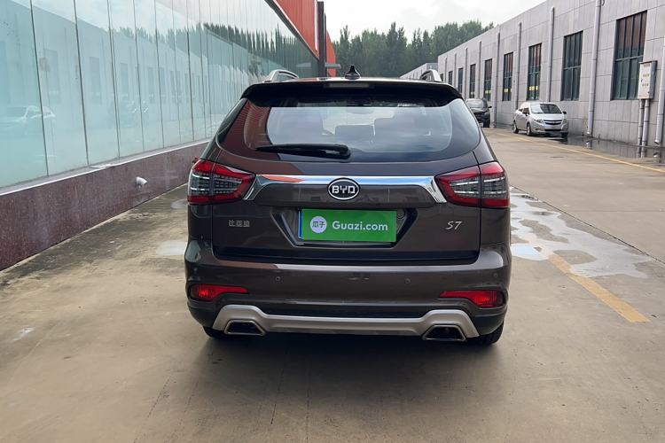 Used BYD S7 2017 2.0T Automatic Prestige Edition
