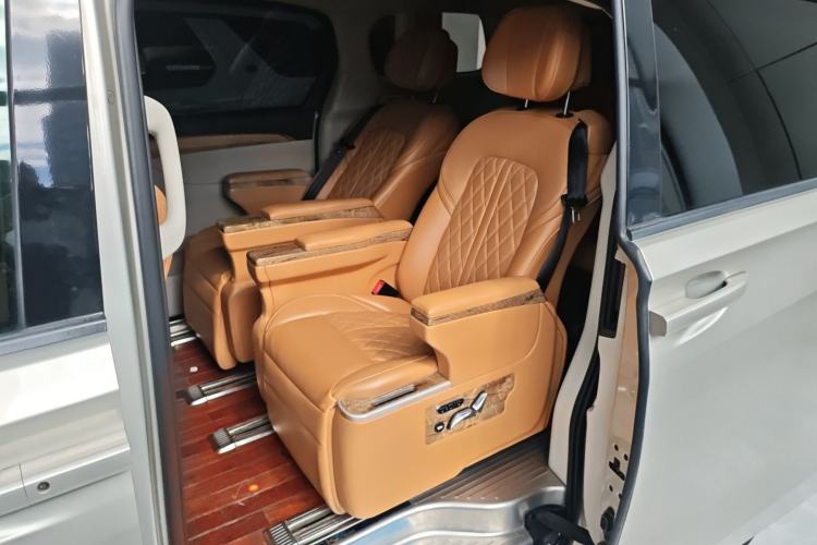 Used Buick GL8 2018 ES 28T Comfort Model China VI Standard
