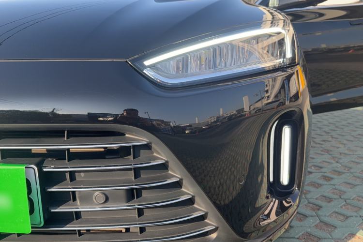 Used Hima AITO M5 2022 Extended-Range Four-Wheel Drive Performance Version
