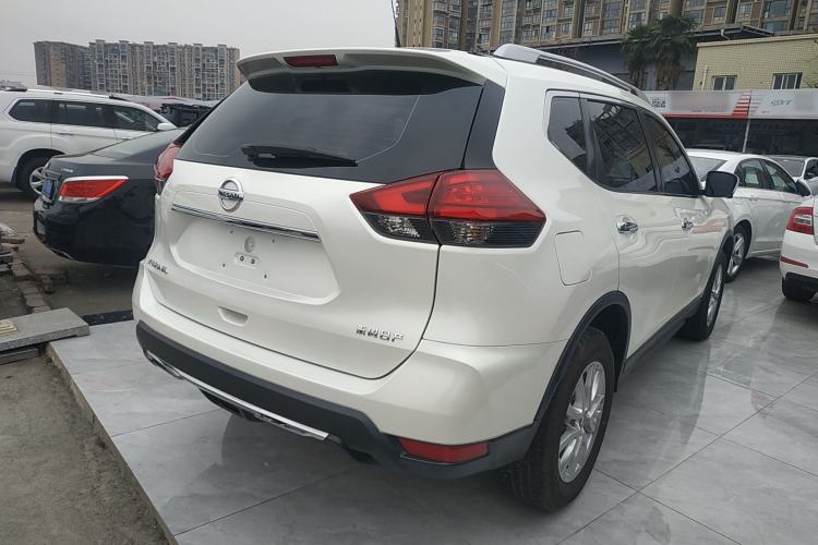 Used Nissan X-Trail 2023 Classic 2.0L Two-Wheel Drive Smart Connect Premium Edition
