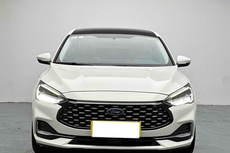 Used Ford Focus 2021 Sedan EcoBoost 180 Automatic Trendy Model