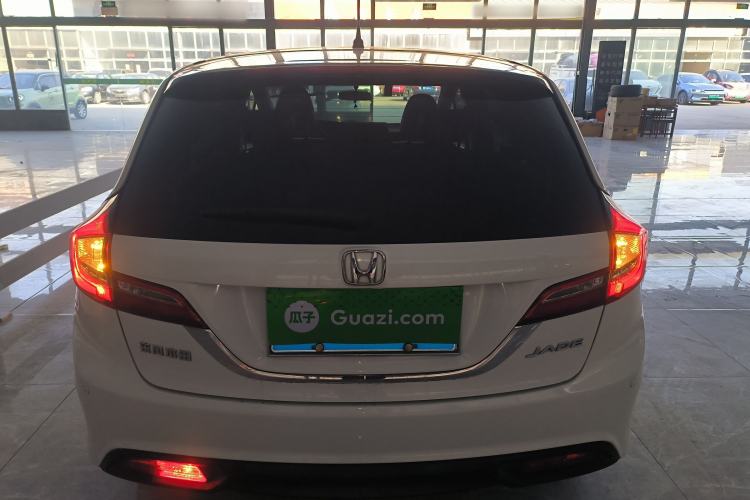 Used Honda Jade 2013 1.8L automatic Comfort version 5 seats
