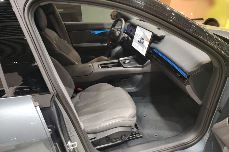 Used Lynk & Co 07 2024 EM-P 126 Long-Range Ultra
