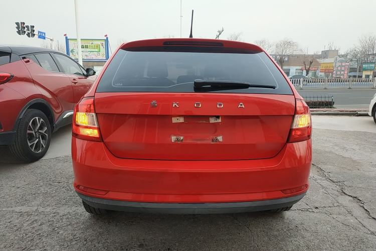 Used Skoda Rapid Spaceback 2019 1.5L Automatic Comfort Edition
