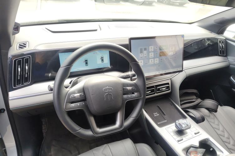 Used BYD Song L DM-i 2025 Intelligent Driving Version 160 km Beyond-Range Type
