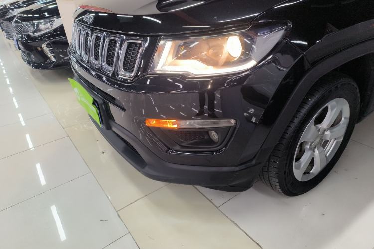 Used  Compass 2017 200T Automatic Family Edition