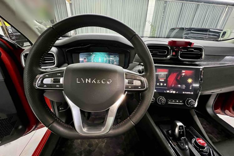 Used Lynk & Co 02 2018 2.0T DCT 4x4 Sport Pro Edition China V Standard
