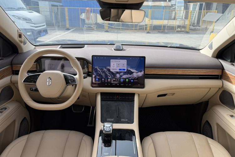 Used Hima AITO M7 2024 1.5T Rear-Drive Plus Version 5 Seats
