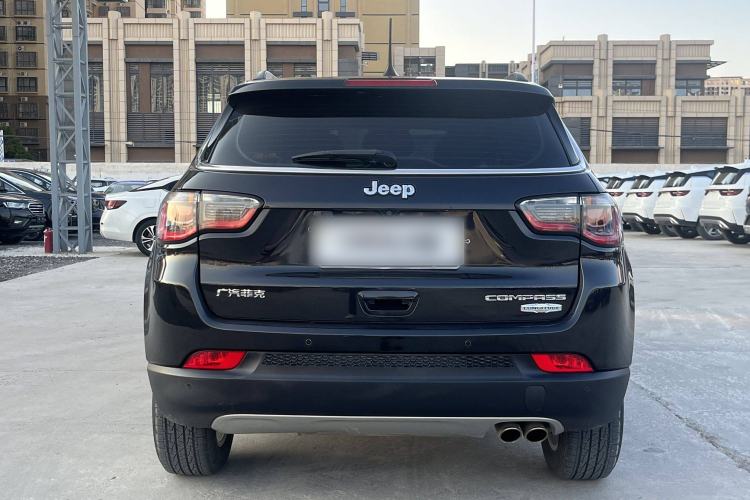 Used  Compass 2019 220T Automatic Family Edition
