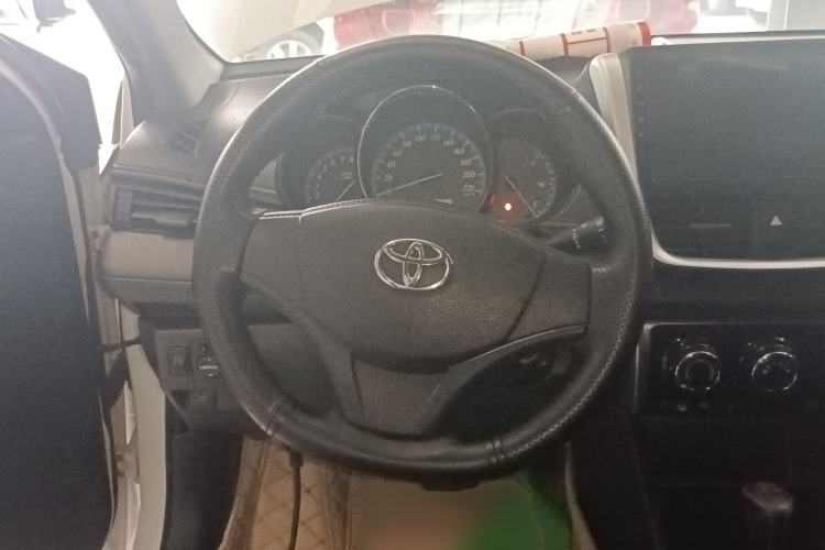 Used Toyota YARiS L 2016 Revised 1.5E CVT Charming Edition