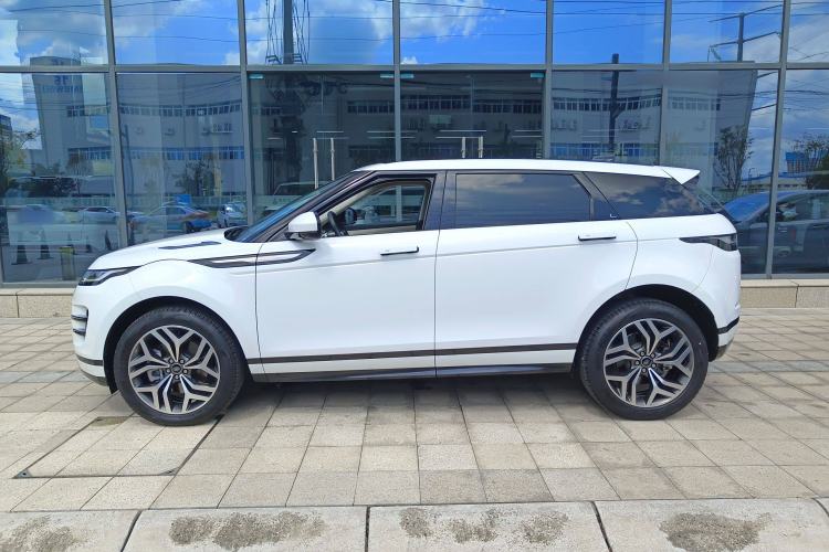 Used Land Rover Range Rover Evoque 2023 Aurora L 249 PS Luxury Edition