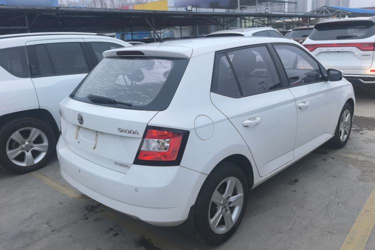 Used Skoda Fabia 2015 1.4L Automatic Chuanxing Edition

