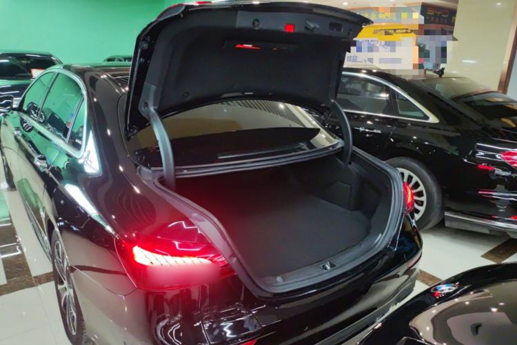 Used Mercedes-Benz E-Class New Energy 2023 E 350 e L Plug-in Hybrid Sports Sedan