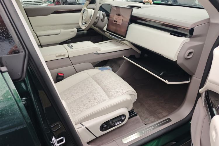 Used Zeekr 7X 2025 100kWh Long-Range All-Wheel Drive Intelligent Driving Version