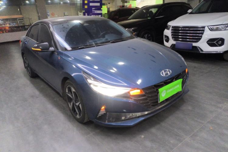 Used Hyundai Elantra 2021 1.5L CVT LUX Prestige Edition
