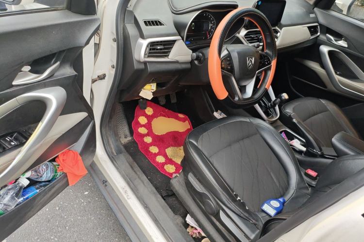 Used Baojun 510 2017 1.5L Manual Fashion Model