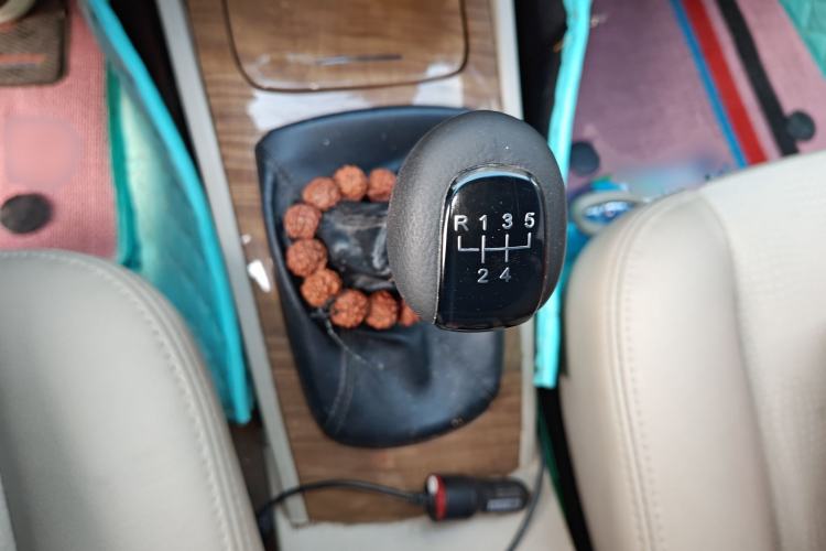 Used Buick Excelle 2015 1.5L Manual Classic Trim
