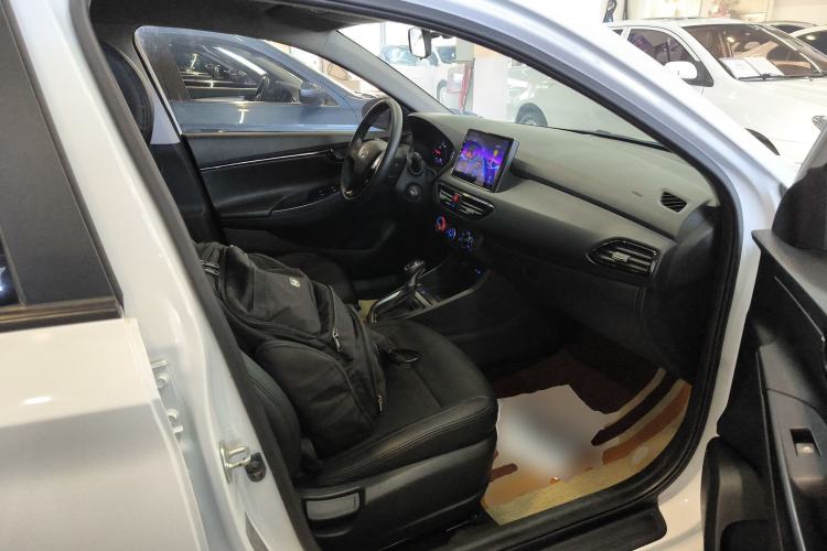 Used Hyundai Celesta 2020 1.6L Automatic GL Enjoyable Edition