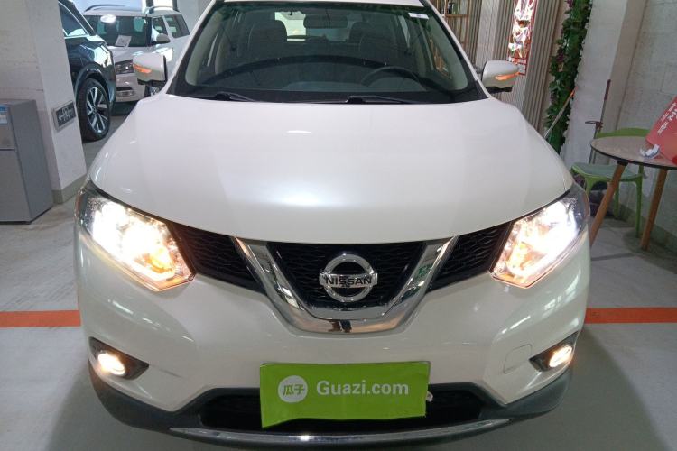 Used Nissan X-Trail 2014 2.5L CVT Luxury Edition 4WD

