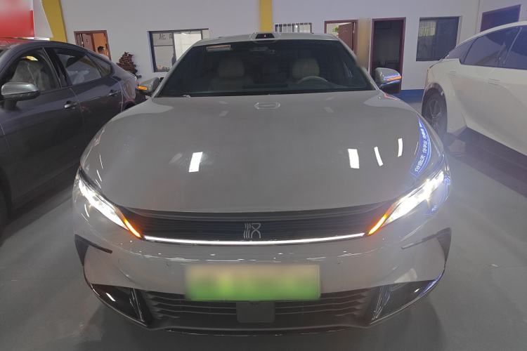 Used BYD Han 2025 EV with 701 km of Laser Radar-Enabled Intelligent Driving