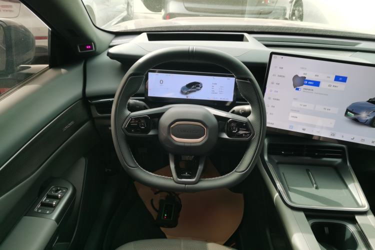 Used Lynk & Co 07 2024 EM-P 126 Long-Range Intelligent Driving Ultra