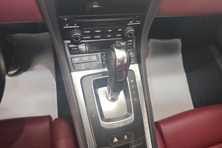 Used Porsche 718 2022 Boxster 2.0T
