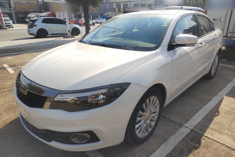 Used Qoros 3 2016 Sedan 1.6T Automatic ZhiKu Model