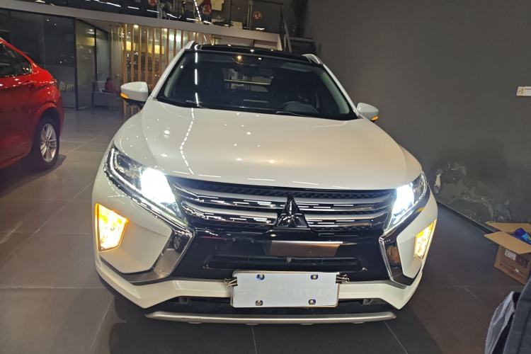 Used Mitsubishi Eclipse Cross 2019 1.5T CVT Two-Wheel Drive Dream Edition China VI Standard
