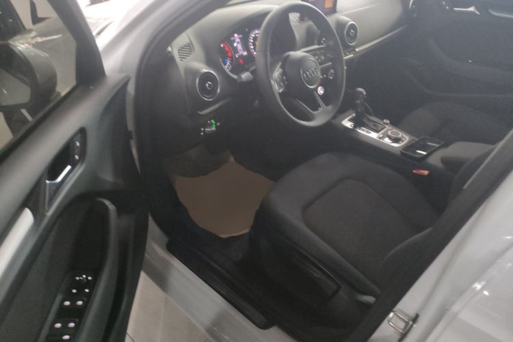 Used Audi A3 2020 Restyled Limousine 35 TFSI Ambition Version China VI