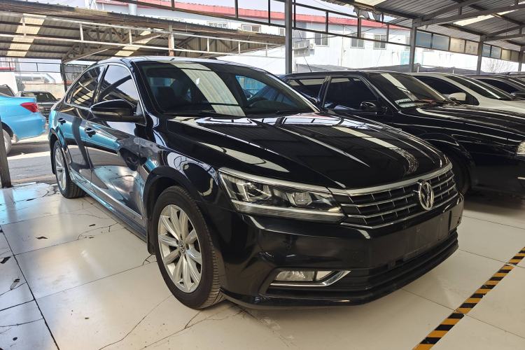 Used Volkswagen Passat 2017 330TSI DSG Luxury Edition
