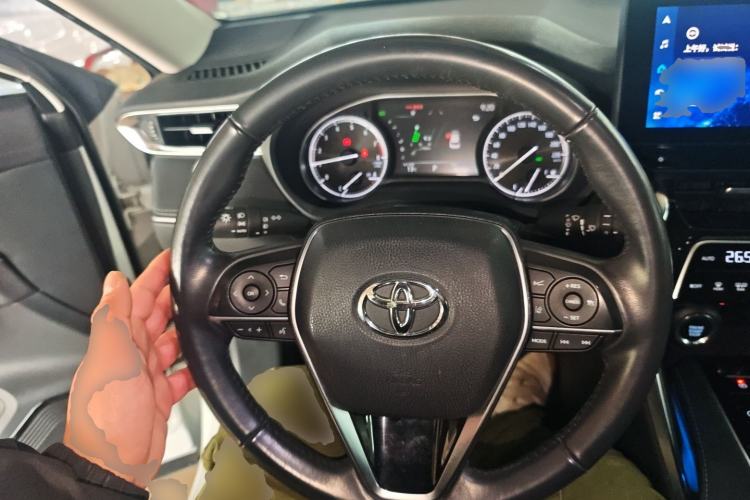 Used Toyota Harrier 2023 2.0L CVT Two-Wheel Drive Deluxe Edition