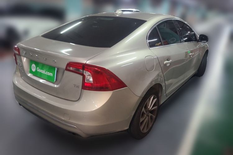 Used Volvo S60 2018 S60L T4 Zhiyuan Edition
