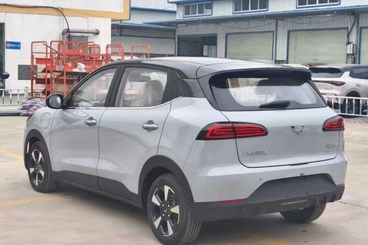 Used Wuling Bingo PLUS 2024 330 km Range Five-Seater Version