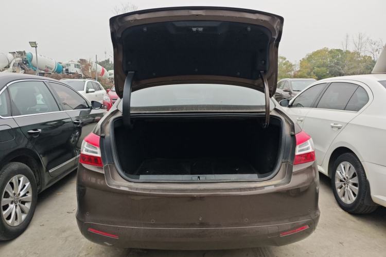 Used Peugeot 408 2014 1.8L Automatic Leading Edition