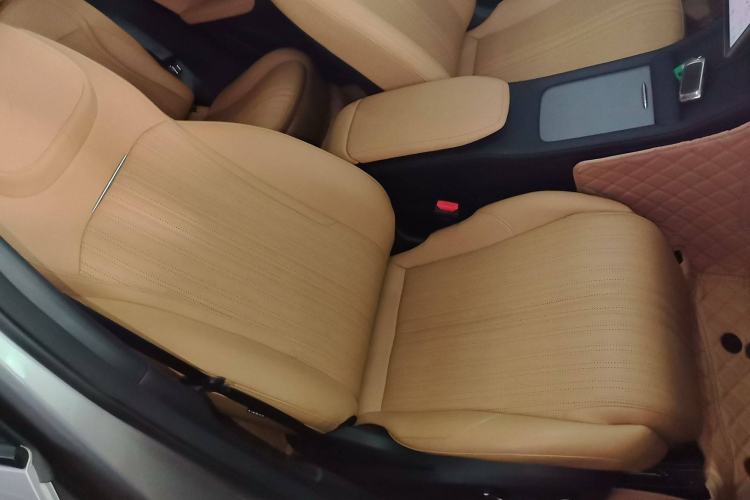 Used  L7 2023 1.5T 115 km PLUS
