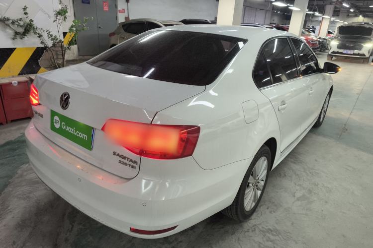 Used Volkswagen Sagitar 2016 230TSI 25th Anniversary Edition
