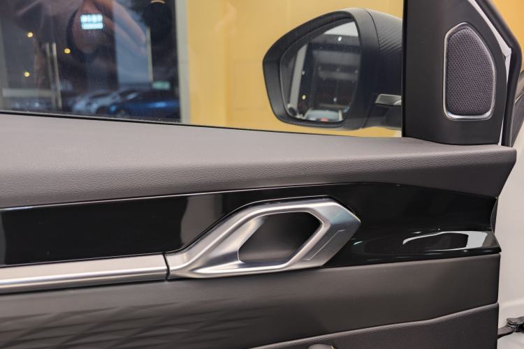 Used Geely Auto Coolray 2025 Bin Yue L 1.5T DCT Starlight Edition
