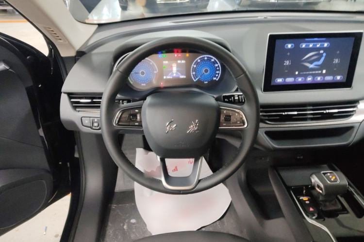 Used Hongqi E-QM5 2023 Revised Version Basic Travel Edition
