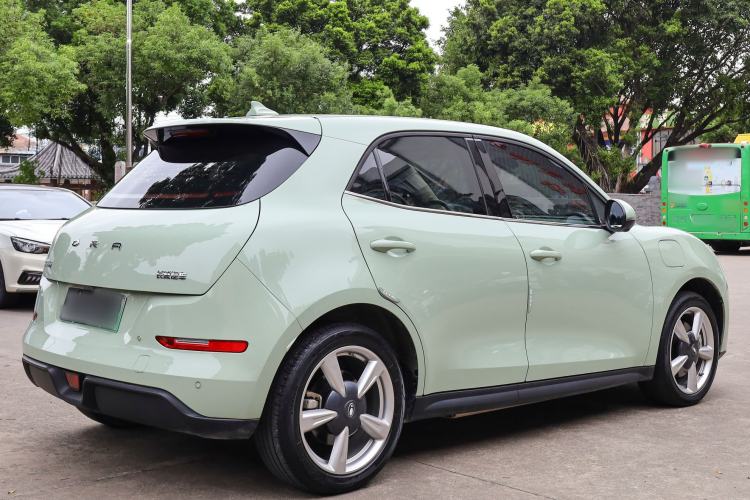 Used ORA Good Cat 2023 401 km Standard Range Luxury Version Lithium Iron Phosphate
