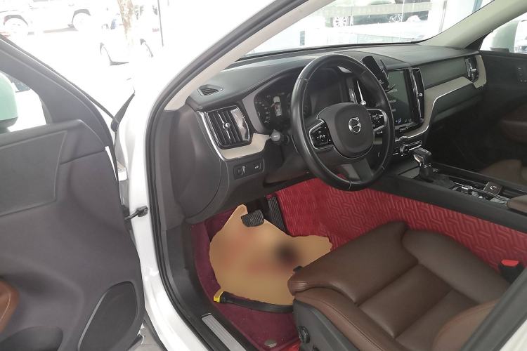 Used Volvo XC60 2020 T5 4x4 Smart Luxury Edition
