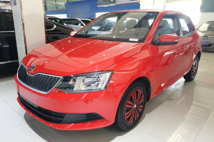 Used Skoda Fabia 2015 1.4L Automatic Front-Drive Model