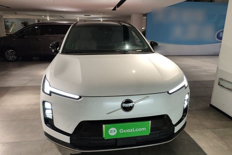 Used Volvo Volvo XC70 Plug-in Hybrid 