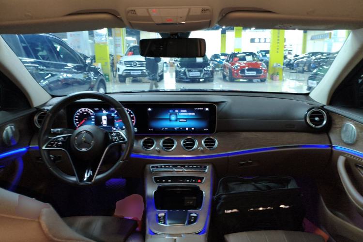 Used Mercedes-Benz E-Class 2022 Updated E 300 L Luxury Edition
