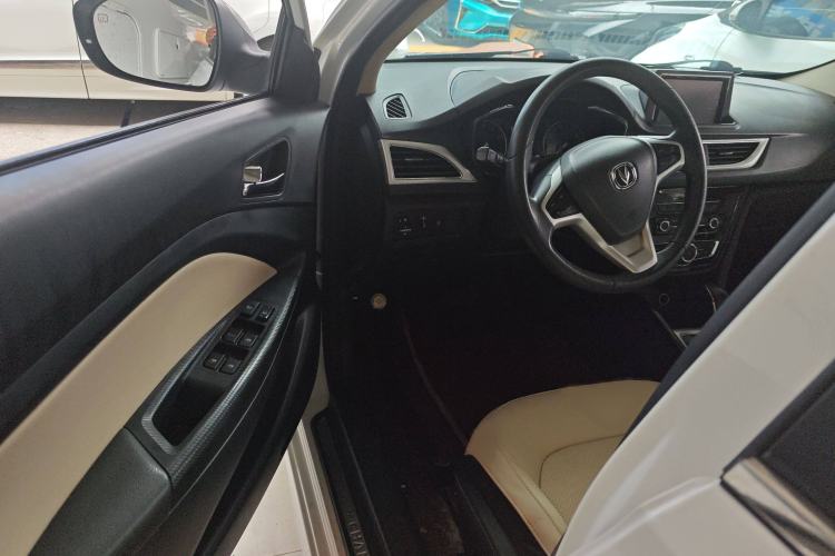 Used Changan Alsvin V7 2016 1.6L Automatic Enjoyment Model China V Standard
