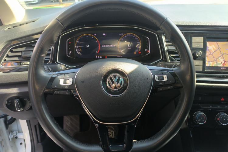 Used Volkswagen T-ROC 2020 280TSI DSG Two-Wheel Drive Comfort Version
