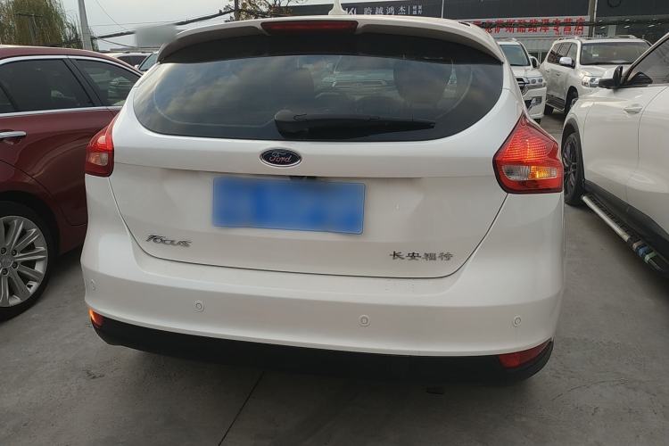 Used Ford Focus 2017 Hatchback 1.6L Automatic Fashion Edition Smart Drive Version
