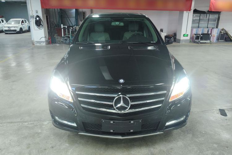 Used Mercedes-Benz R-Class 2017 R 320 4MATIC Business Edition Prestige Model
